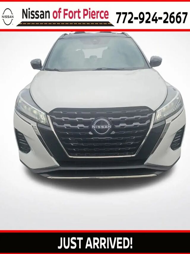 2024 Nissan Kicks SR — photo 1 of 41