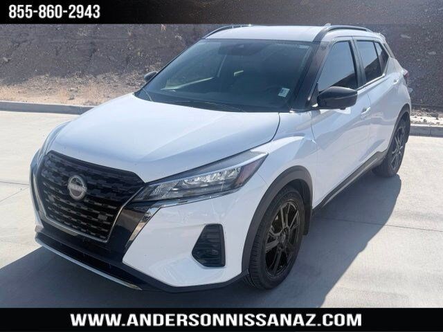 2023 Nissan Kicks SR