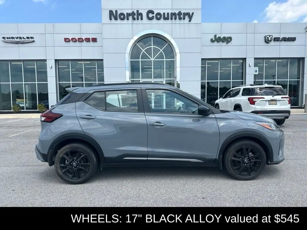 2024 Nissan Kicks SR — photo 1 of 51