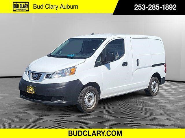2017 Nissan NV200 S — photo 1 of 13