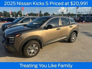 2025 Nissan Kicks S