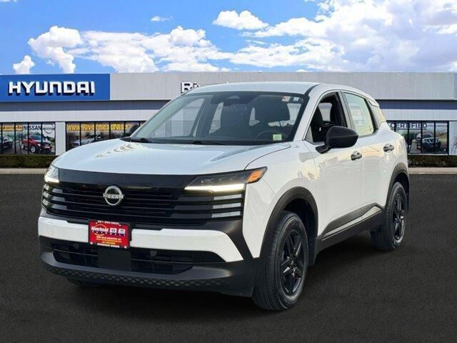 2025 Nissan Kicks S