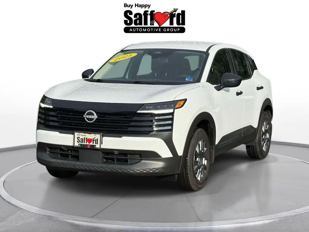2025 Nissan Kicks S — photo 1 of 26