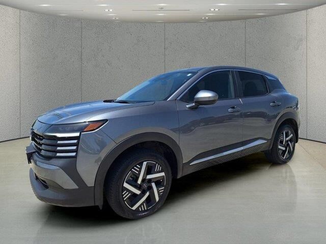 2025 Nissan Kicks SV — photo 1 of 4