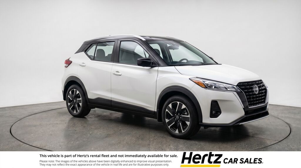 2026 Nissan Kicks SV — photo 1 of 21
