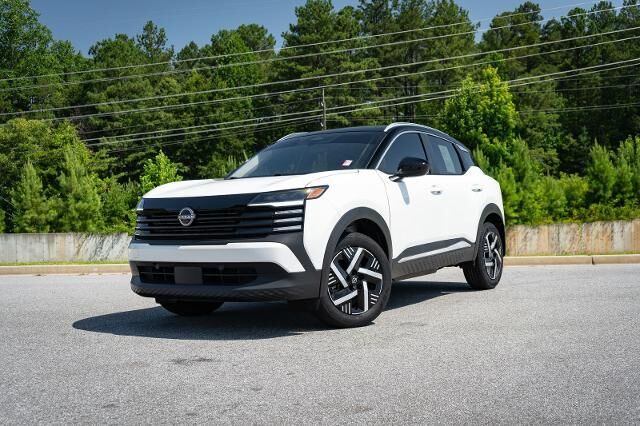 2026 Nissan Kicks SV — photo 1 of 13