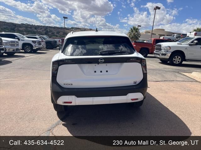 2026 Nissan Kicks SV