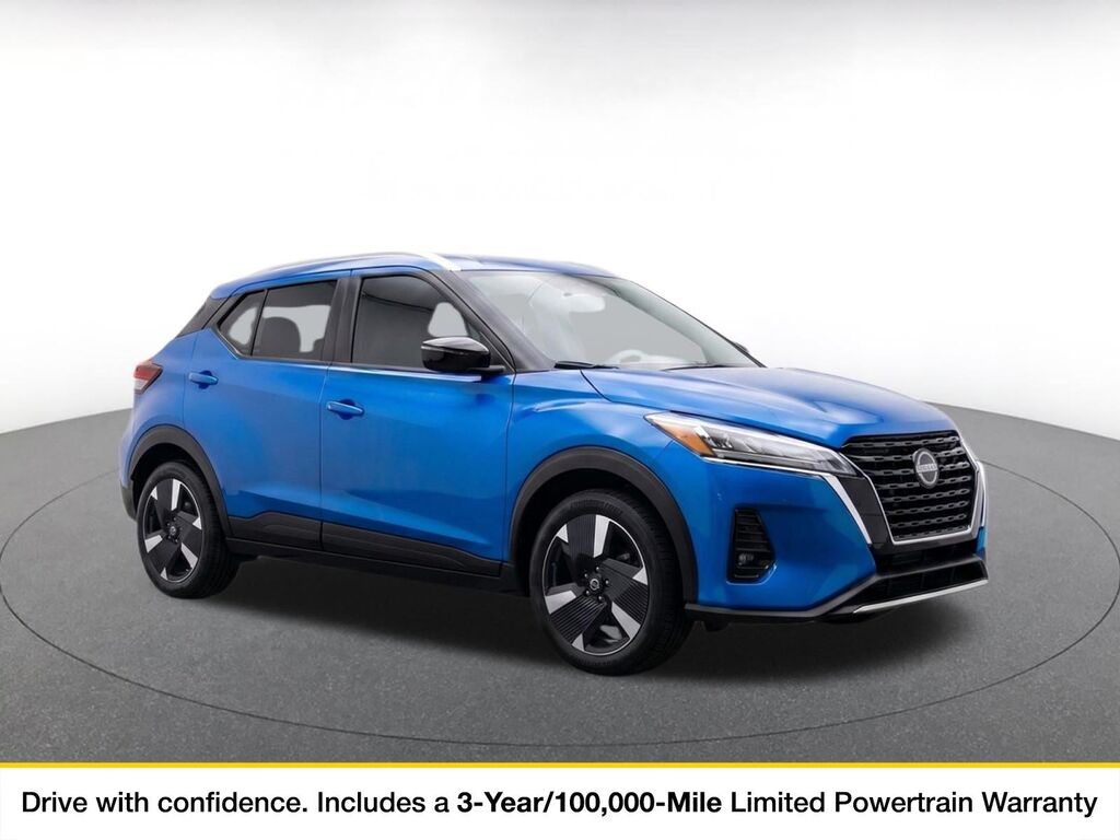 2026 Nissan Kicks SR — photo 1 of 8