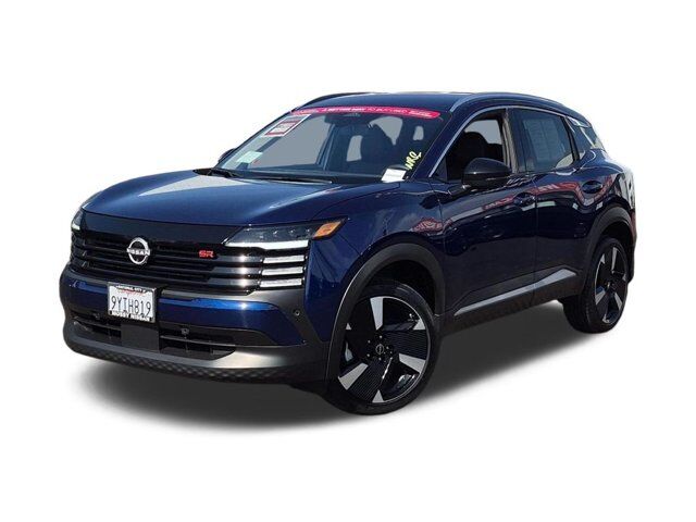 2026 Nissan Kicks SR — photo 1 of 12