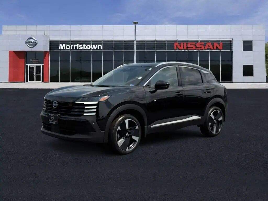 2025 Nissan Kicks SR — photo 1 of 27