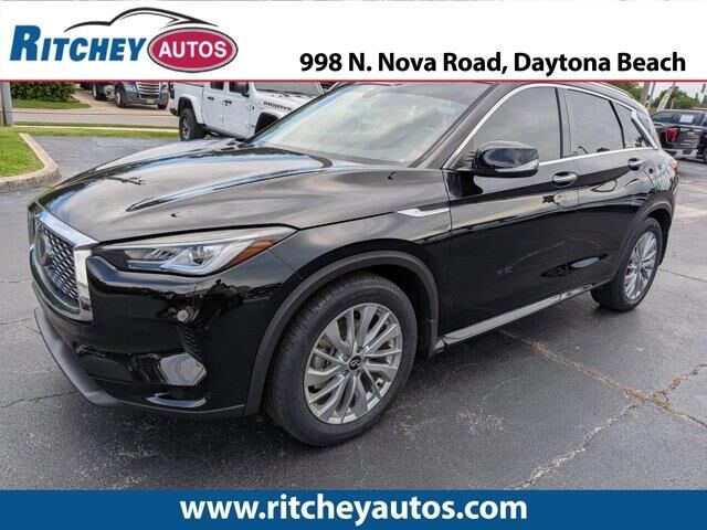2023 INFINITI QX50 Luxe — photo 1 of 14