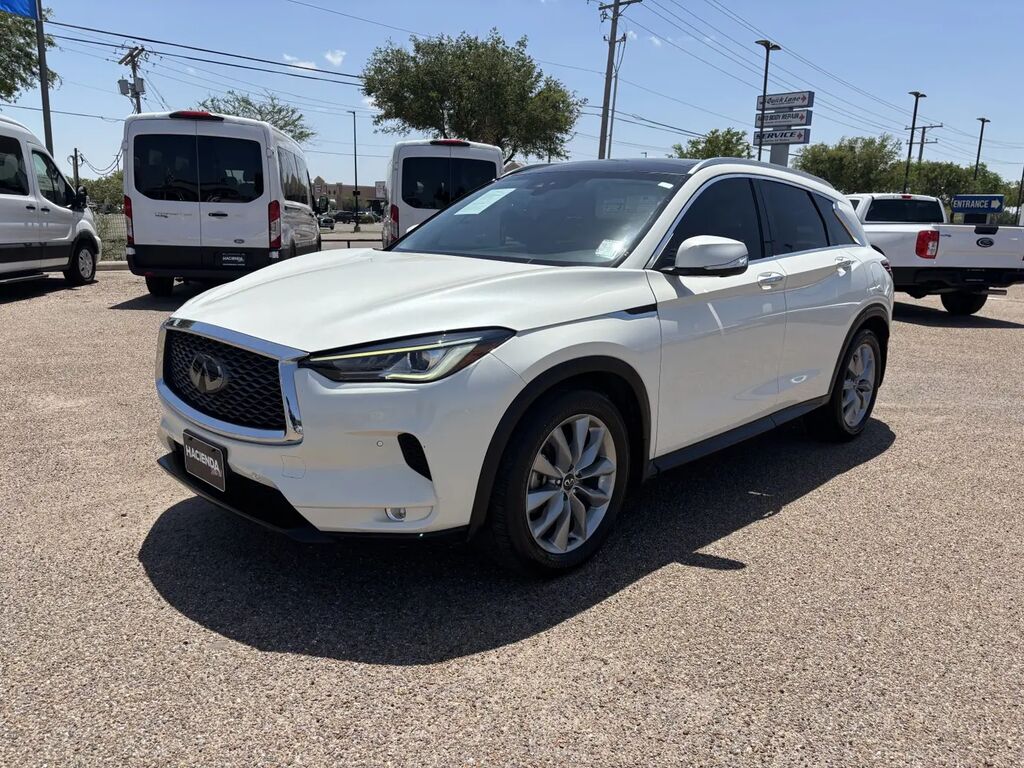2022 INFINITI QX50 Essential — photo 1 of 52