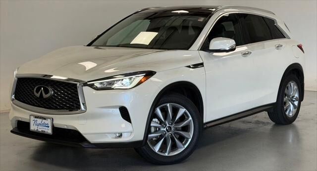 2022 INFINITI QX50 Essential — photo 1 of 13