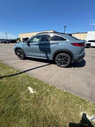 2022 INFINITI QX55 Essential — photo 1 of 39