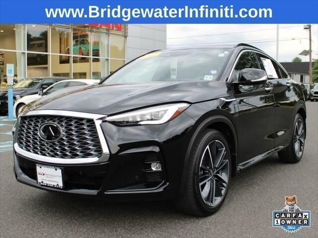 2023 INFINITI QX55 Essential