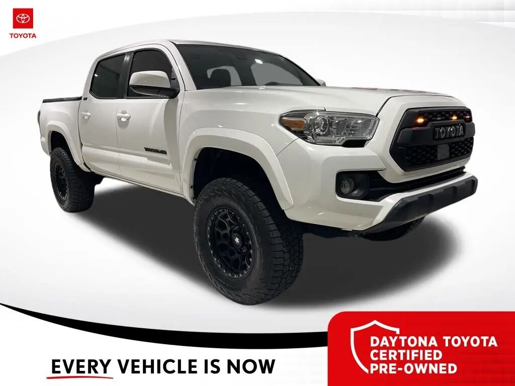 2023 Toyota Tacoma TRD Off-Road — photo 1 of 36