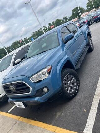 2019 Toyota Tacoma TRD Off-Road — photo 1 of 4