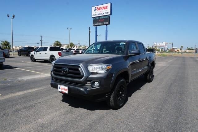 2022 Toyota Tacoma TRD Off-Road — photo 1 of 13