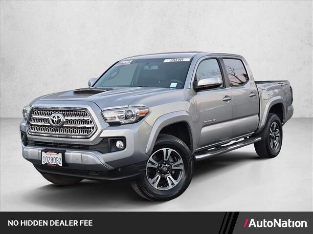 2016 Toyota Tacoma TRD Sport — photo 1 of 13