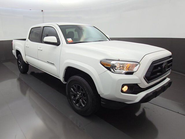 2022 Toyota Tacoma 2WD SR5 — photo 1 of 13
