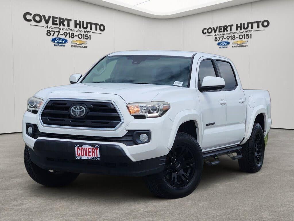 2018 Toyota Tacoma TRD Off-Road — photo 1 of 14