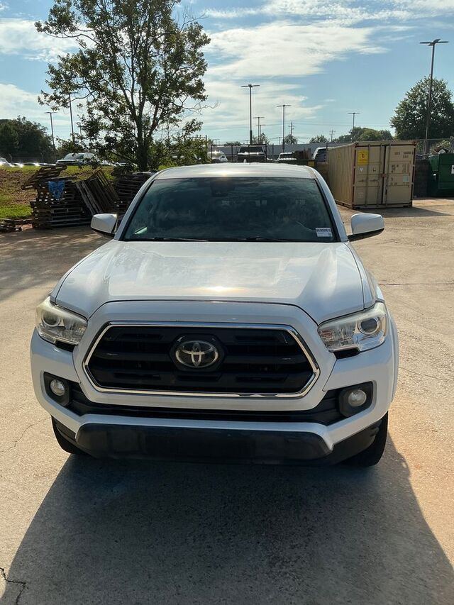 2019 Toyota Tacoma 2WD SR5 — photo 1 of 14