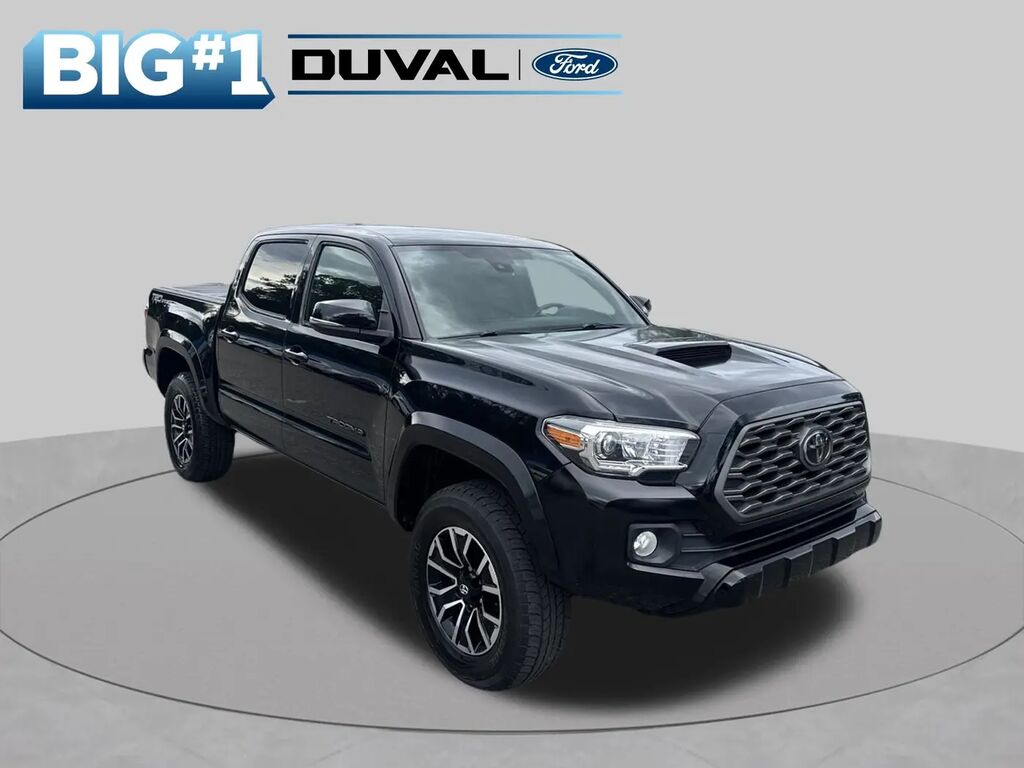 2022 Toyota Tacoma TRD Sport — photo 1 of 13