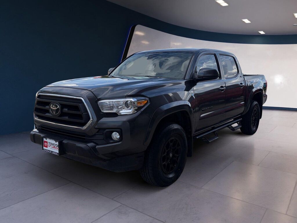 2022 Toyota Tacoma SR5 V6 — photo 1 of 13