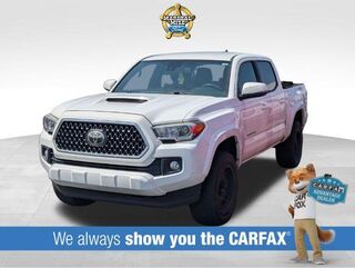 2019 Toyota Tacoma TRD Sport — photo 1 of 10