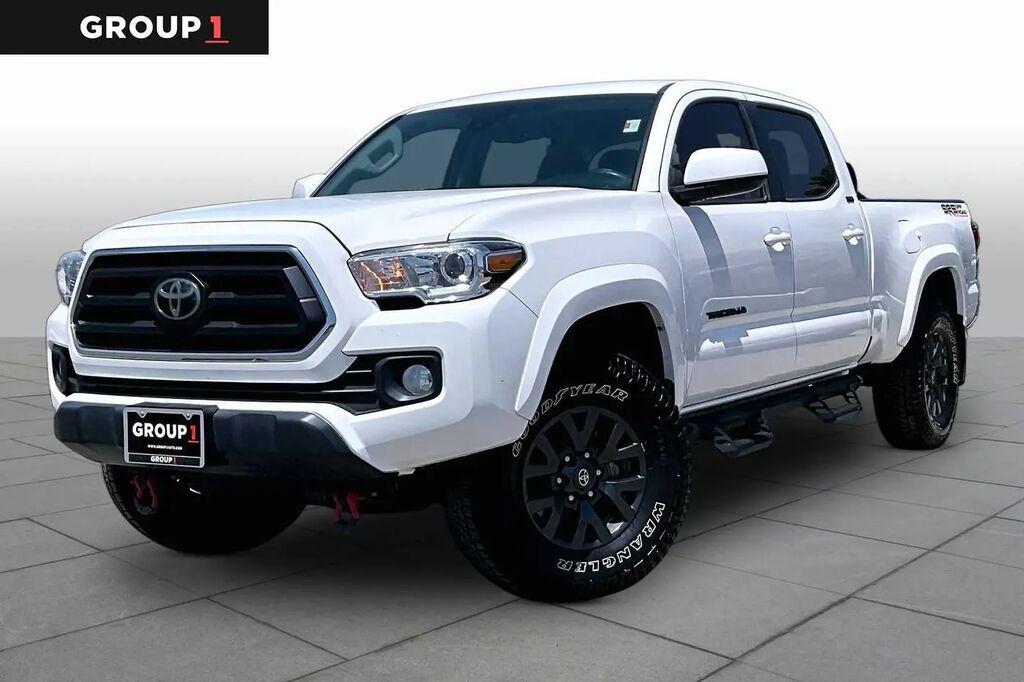 2022 Toyota Tacoma TRD Sport — photo 1 of 25