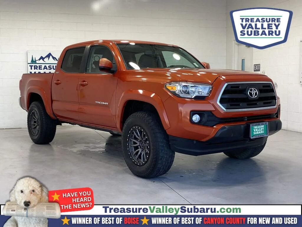 2017 Toyota Tacoma SR5 V6 — photo 1 of 13