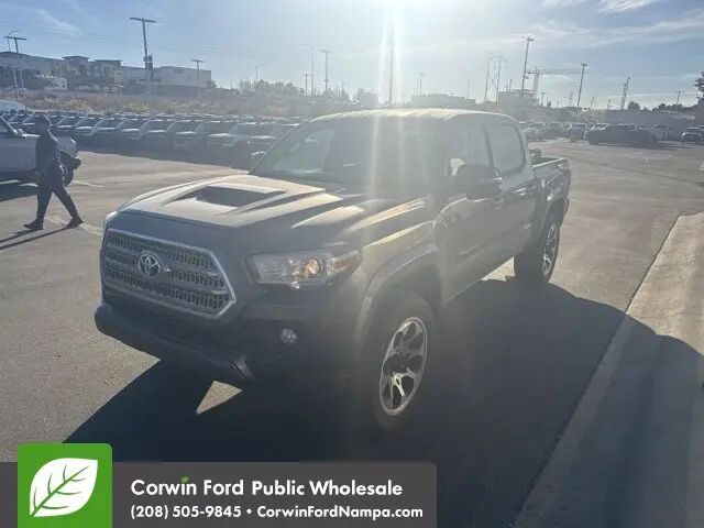 2016 Toyota Tacoma TRD Sport