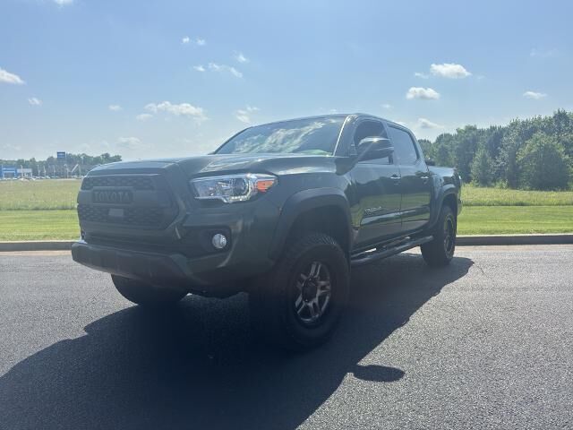 2022 Toyota Tacoma TRD Pro — photo 1 of 13