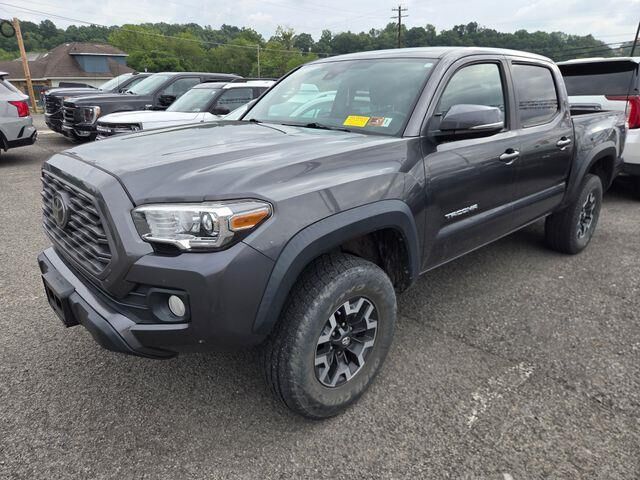 2022 Toyota Tacoma TRD Pro — photo 1 of 27