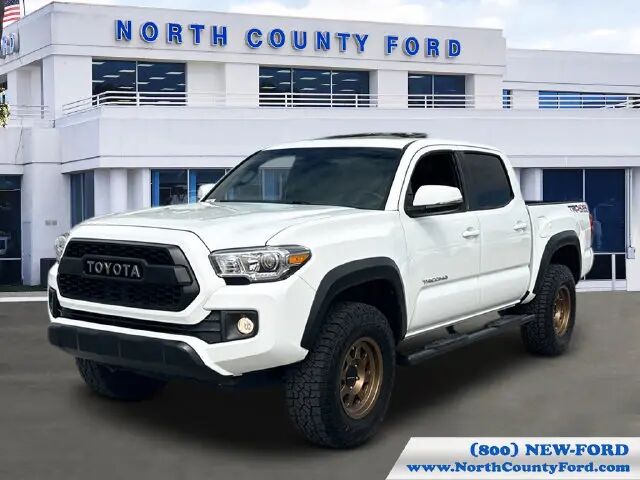 2016 Toyota Tacoma SR V6