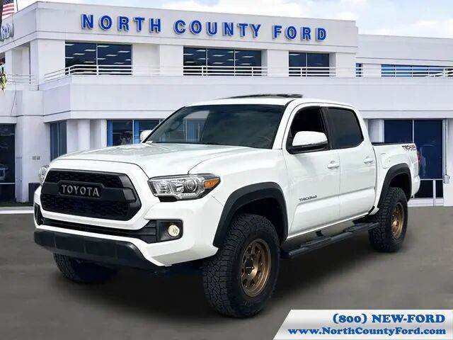 2016 Toyota Tacoma SR V6