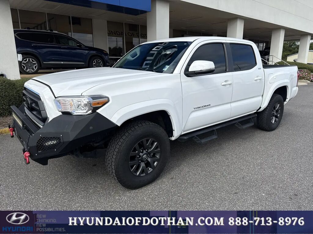 2023 Toyota Tacoma SR5 V6 — photo 1 of 13