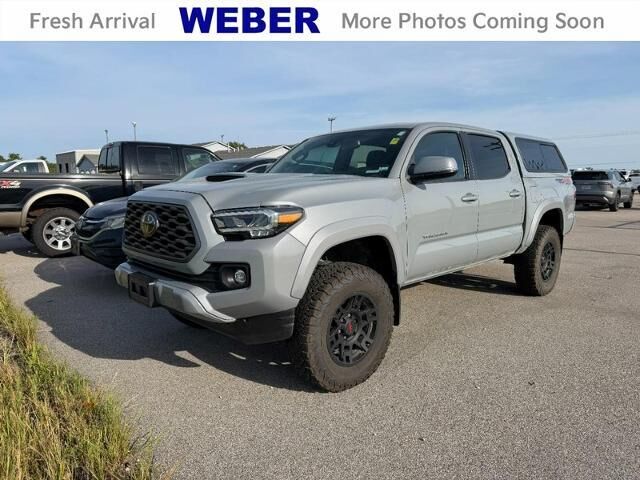 2021 Toyota Tacoma TRD Sport — photo 1 of 5