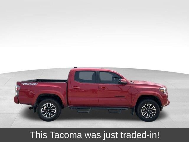 2022 Toyota Tacoma TRD Sport — photo 1 of 2
