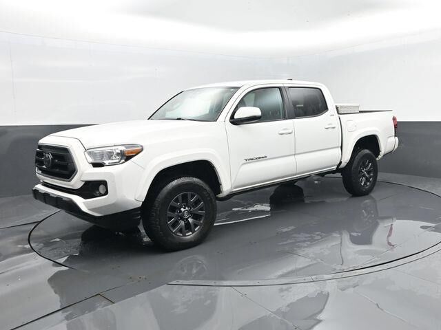 2022 Toyota Tacoma TRD Off-Road — photo 1 of 13