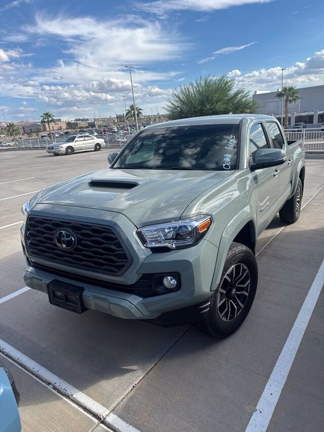 2022 Toyota Tacoma 4WD TRD Sport