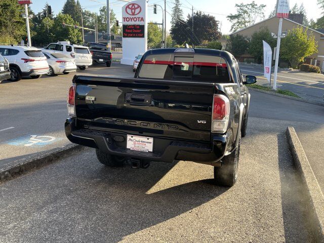 2023 Toyota Tacoma 4WD TRD Off Road — photo 1 of 9