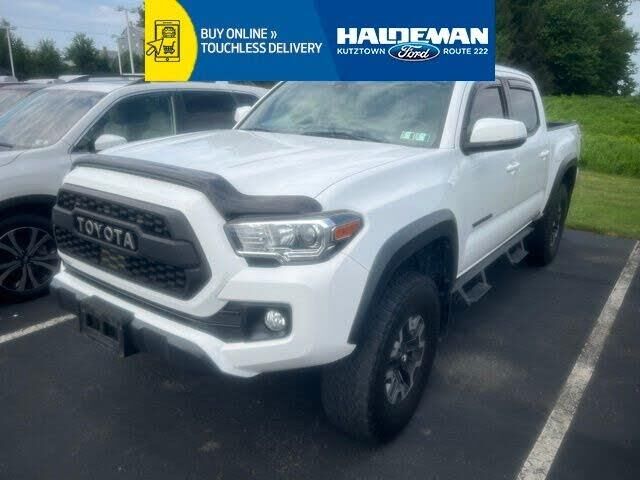 2019 Toyota Tacoma TRD Sport — photo 1 of 14