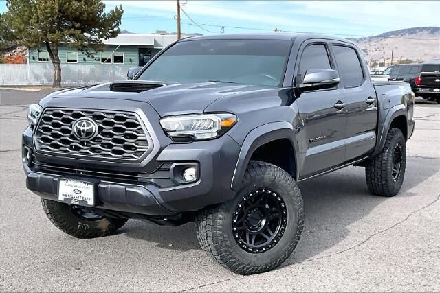 2022 Toyota Tacoma TRD Sport