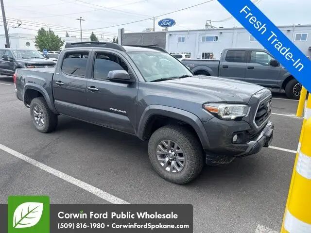 2016 Toyota Tacoma SR V6