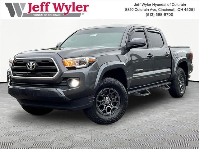 2017 Toyota Tacoma SR5 V6 — photo 1 of 13