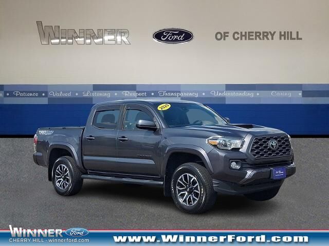 2020 Toyota Tacoma TRD Sport