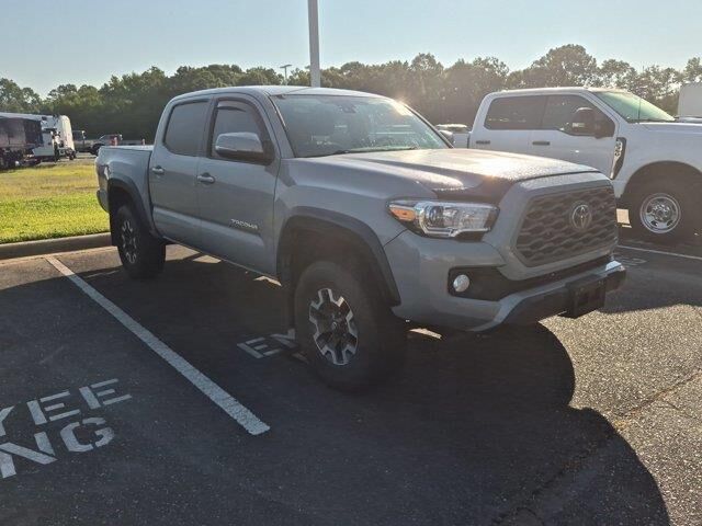 2021 Toyota Tacoma SR5 V6 — photo 1 of 10
