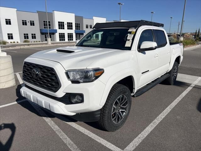 2020 Toyota Tacoma TRD Sport — photo 1 of 5