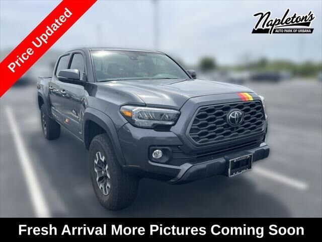 2021 Toyota Tacoma TRD Off-Road — photo 1 of 13